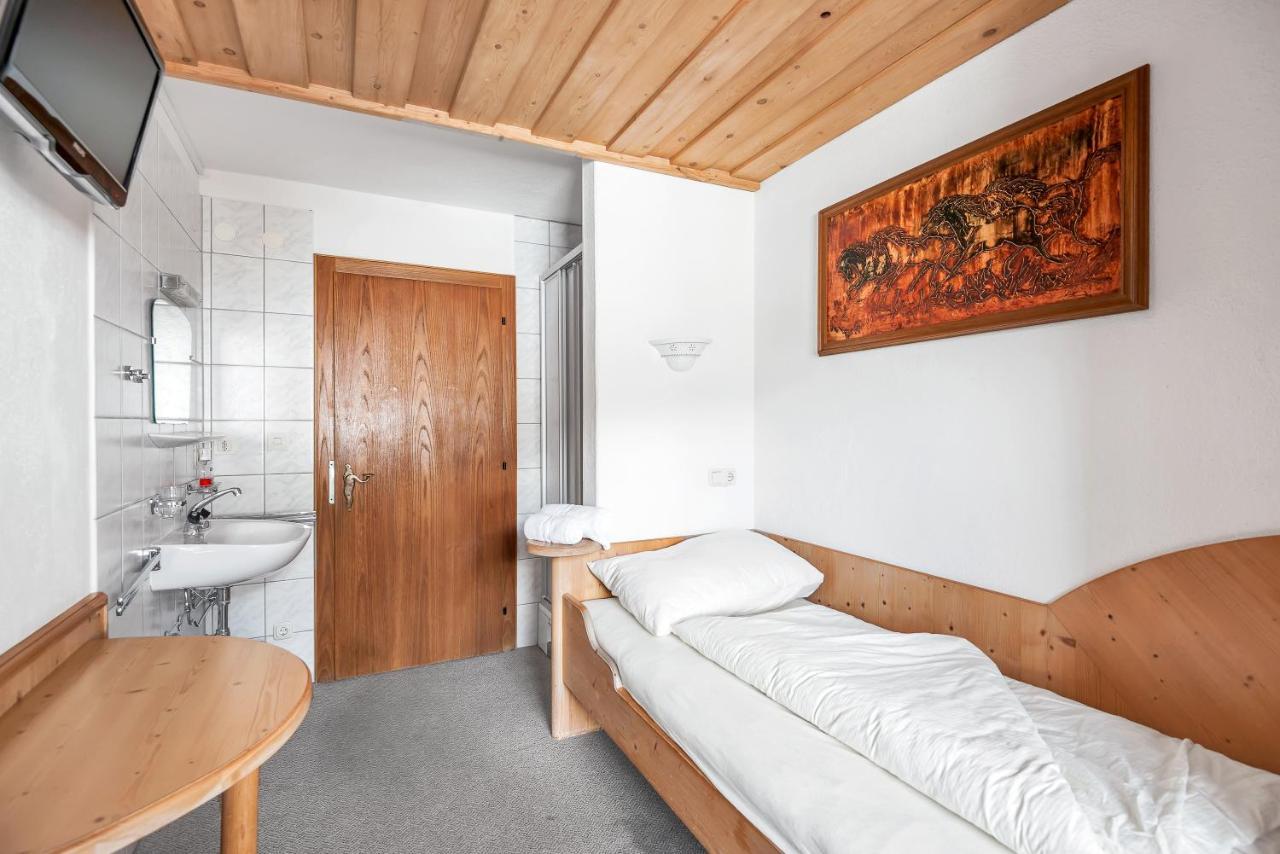 Heart Hotel Talhof Nigg St. Anton am Arlberg Exterior foto